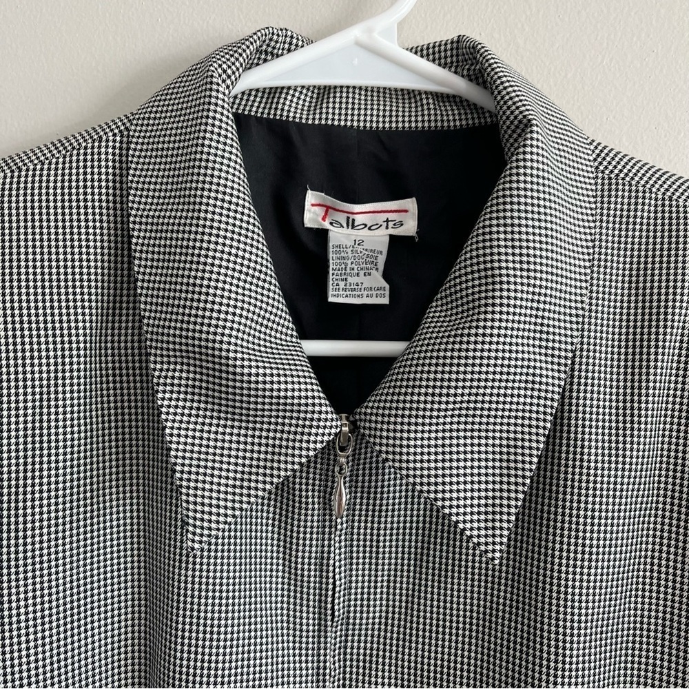 VTG Talbots Womens 12 Black & White Houndstooth Silk Full-Zip Jacket Retro Chic